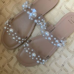 A new day pearl clear sandals